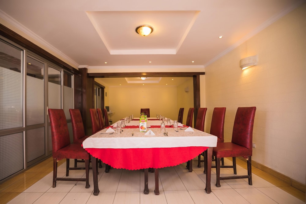 Airportview Hotel Nairobi 20/23