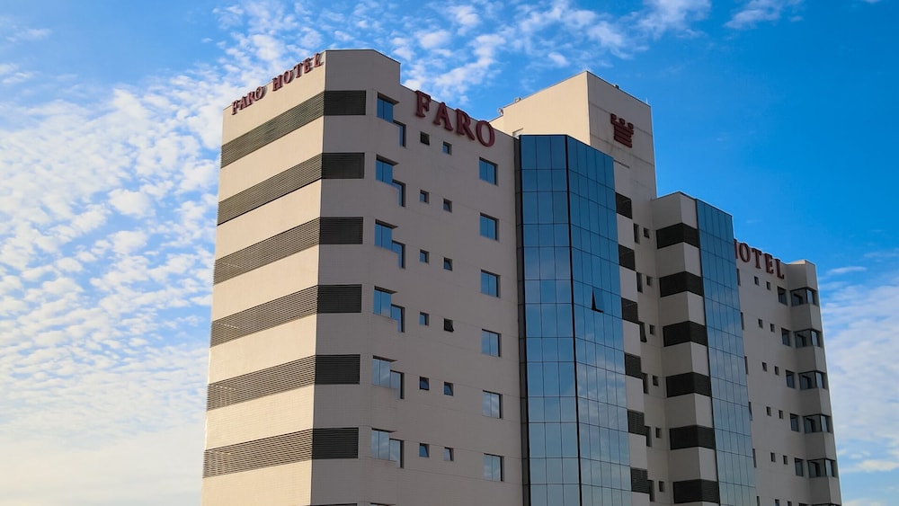 Faro Hotel 3/50