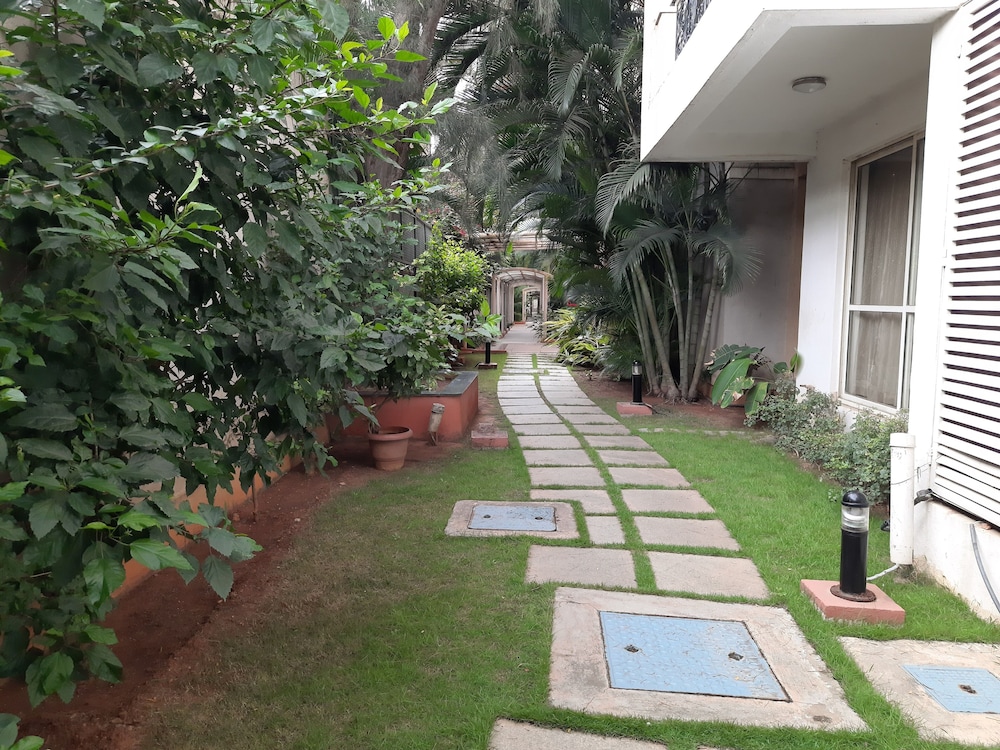 NAGARJUNA SUITES 22/43
