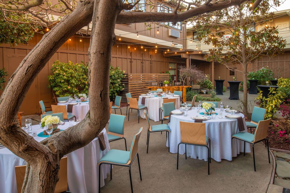 The Lodge At Tiburon 46/66