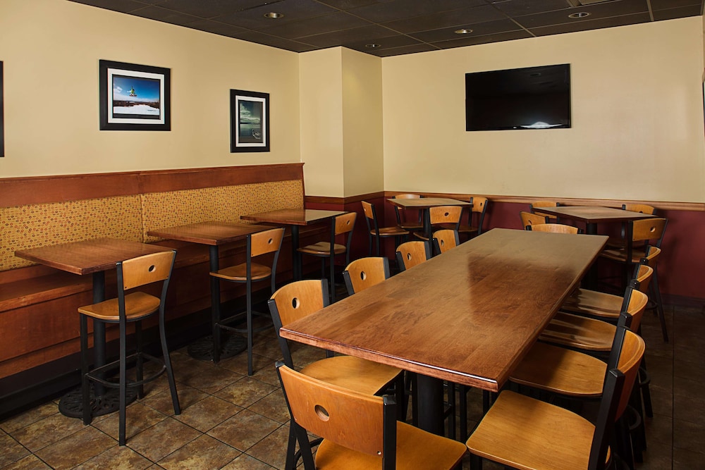 Hampton Inn Portland Downtown Waterfront 41/46