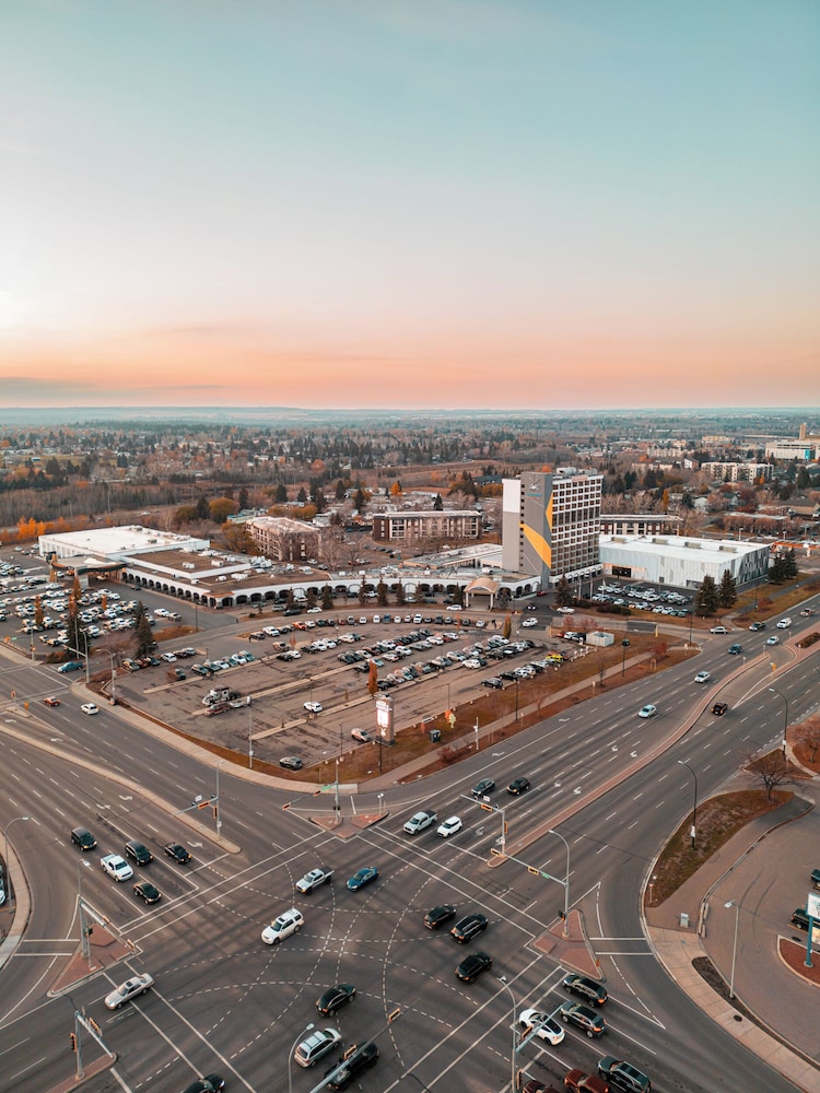 Red Deer Resort & Casino 66/72