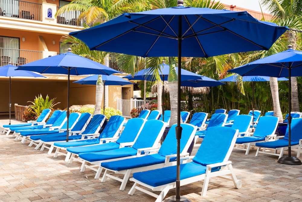 Coconut Cove Suites 29/38