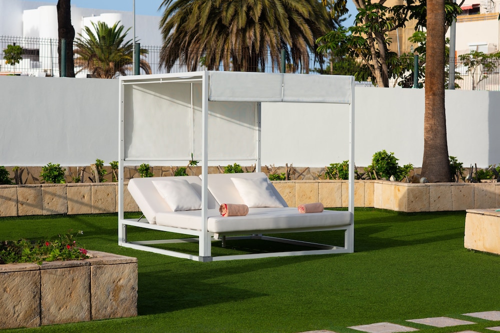 Ole Tropical Tenerife Adults Only 56/67