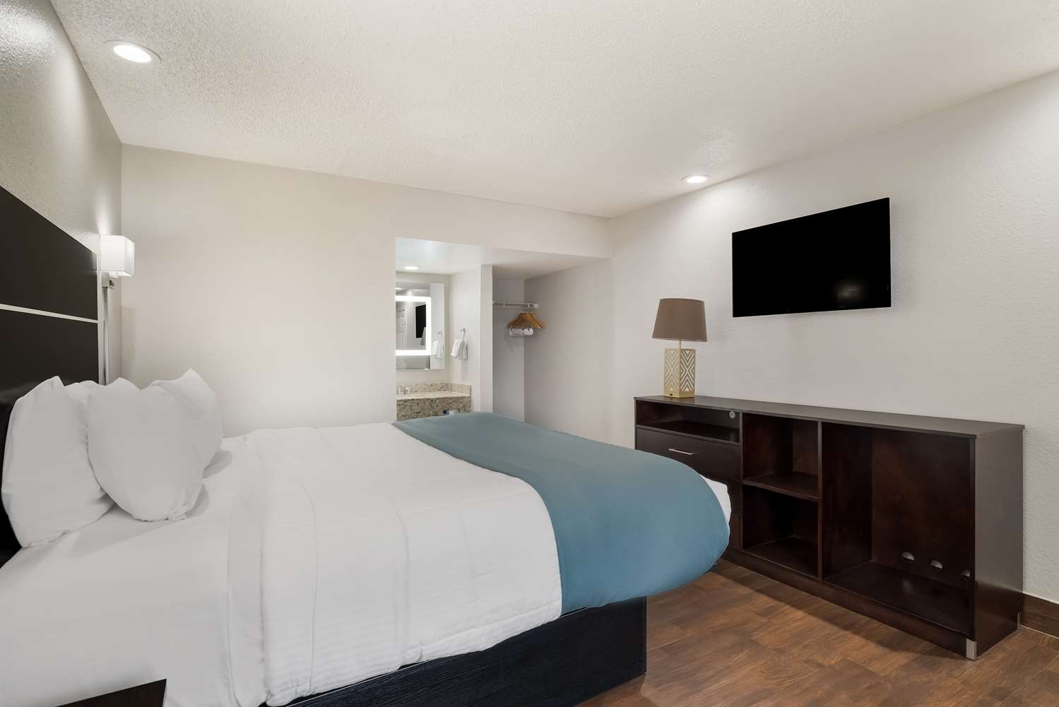 Laredo Hotel 7/18