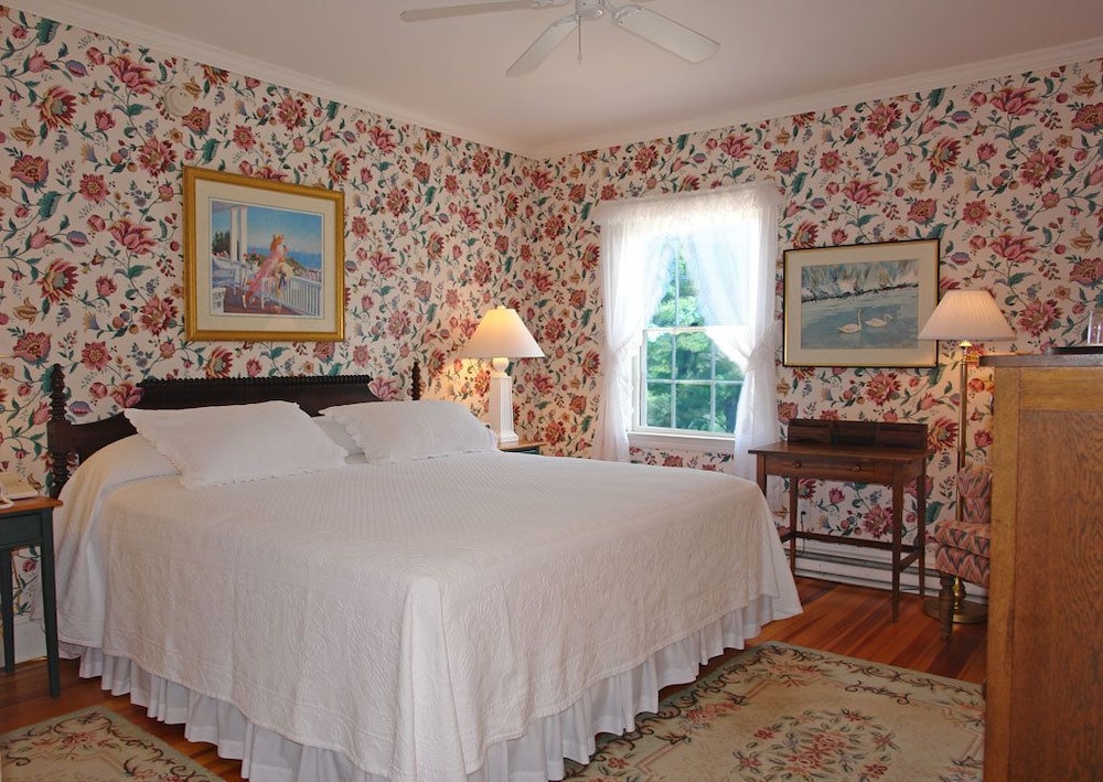 Ocean, King Bed