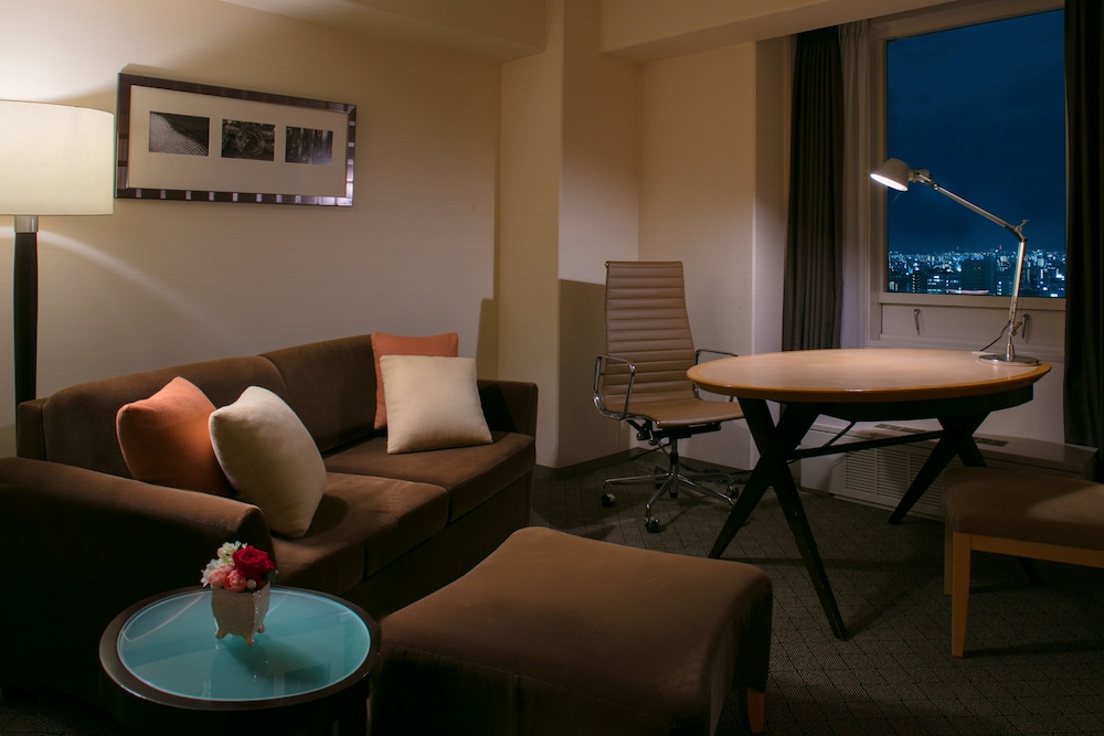 Sheraton Miyako 46/80