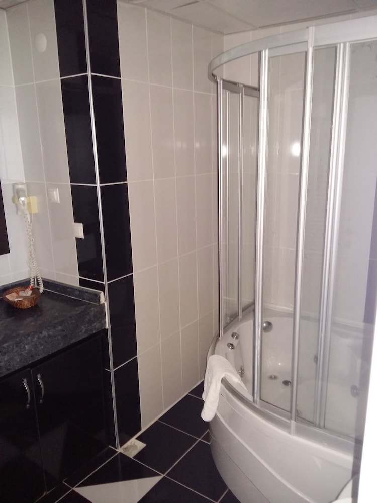 Cihan Hotel 49/49