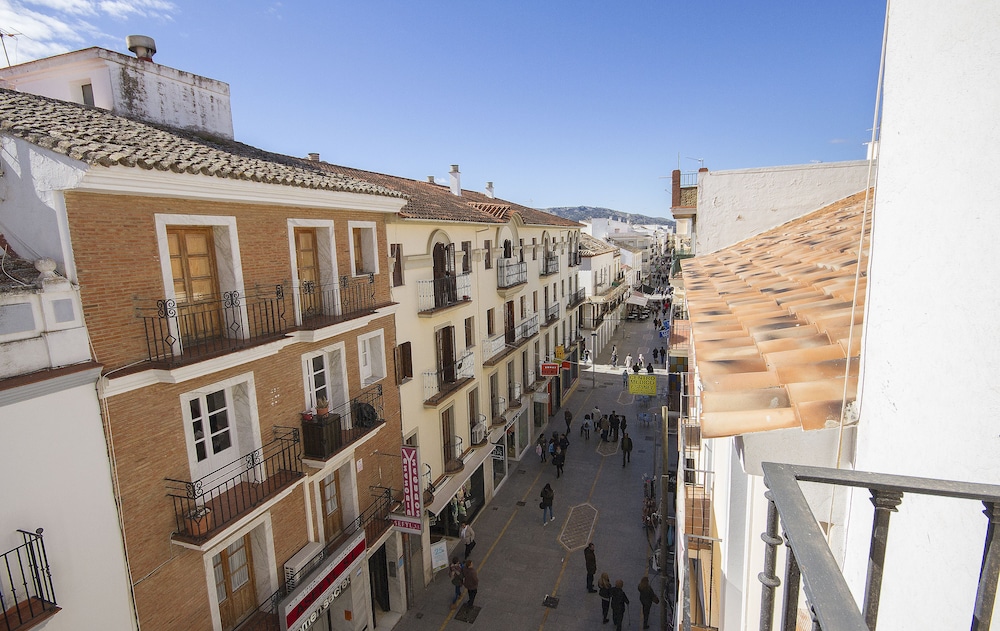 Apartamentos El Tajo 1/23