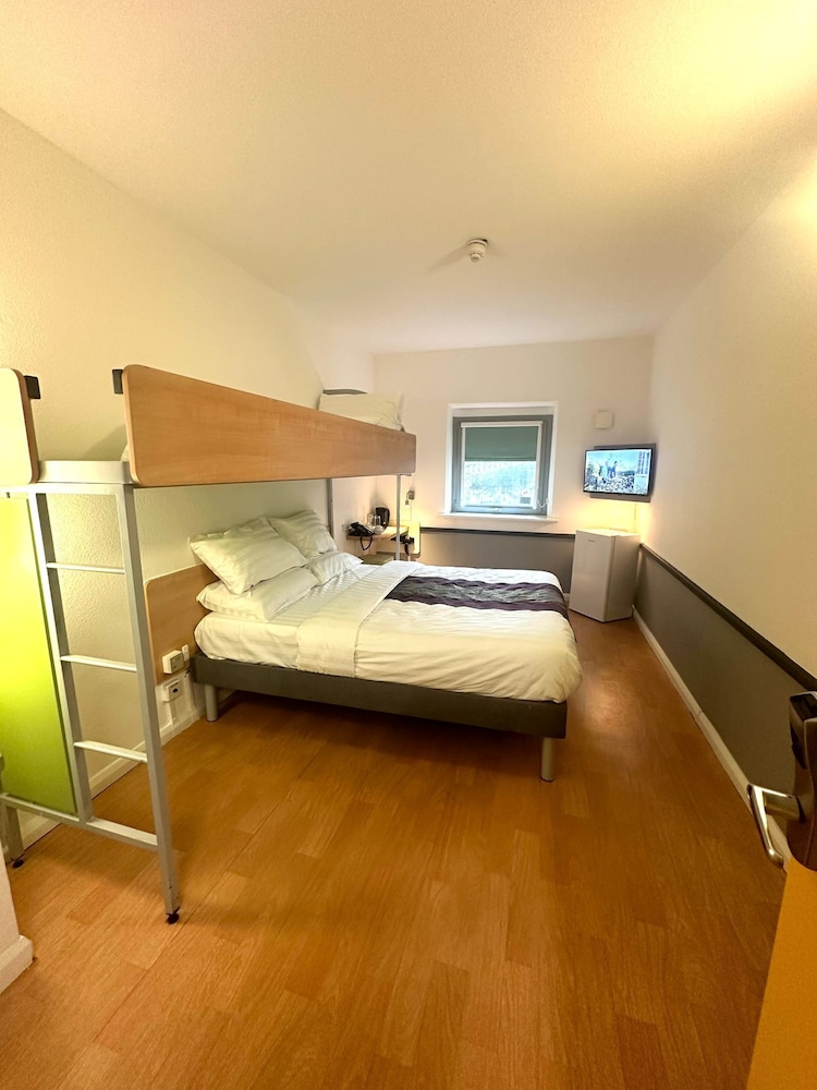 Ibis Budget Bradford 16/28
