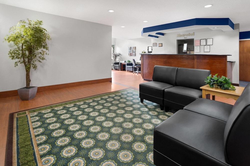 Microtel Inn Suites By Wyndham Albany Airport 6/49