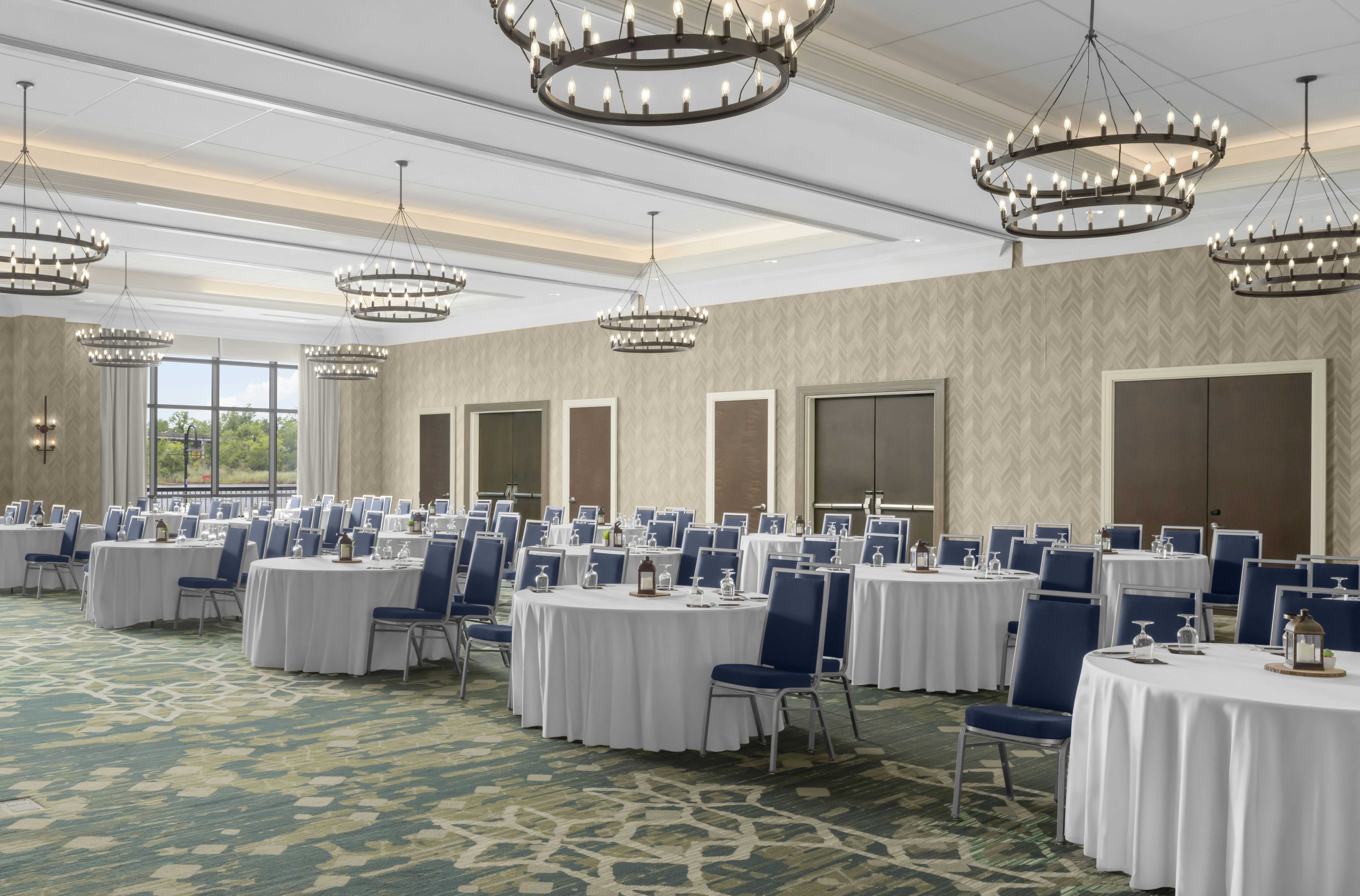 Embassy Suites by Hilton Wilmington Riverfront 69/76