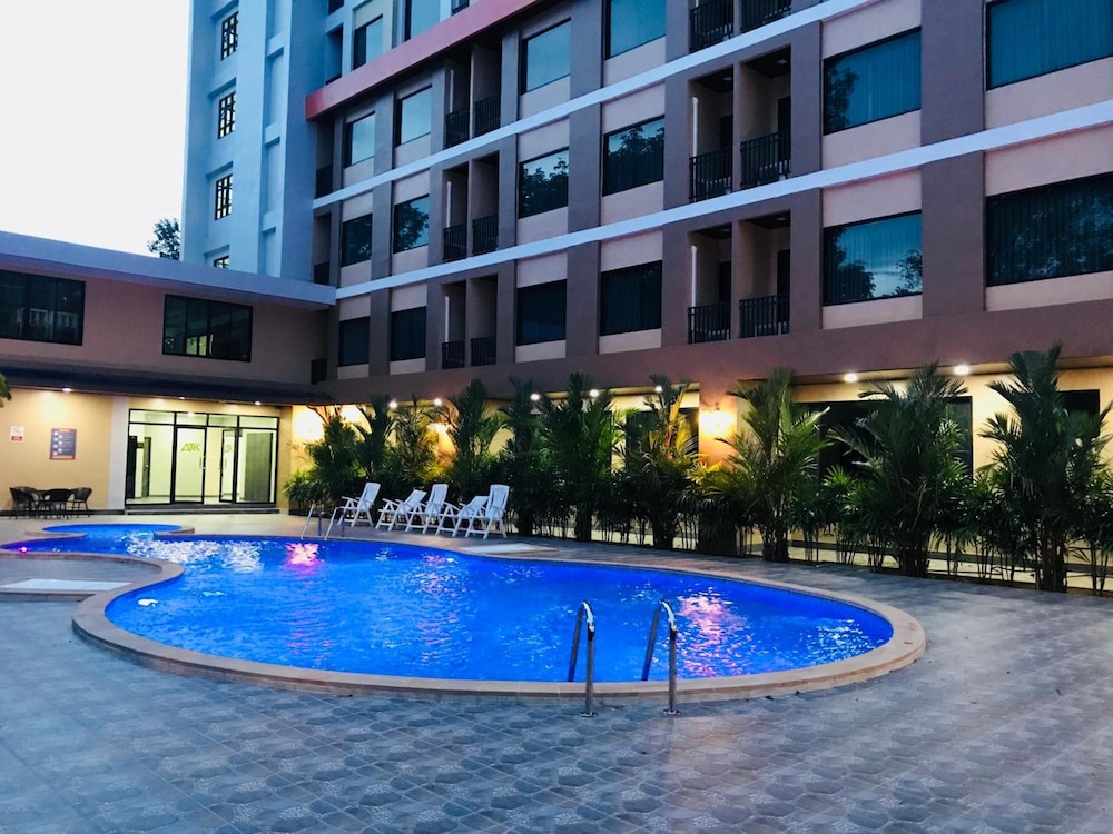 Atk Garden Hills 7/48