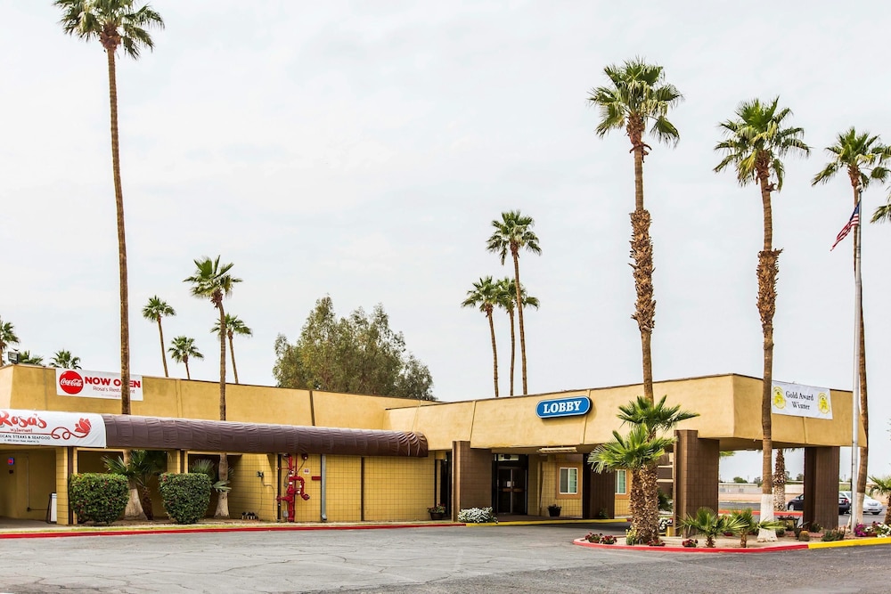 Travelodge by Wyndham Imperial/El Centro 2/48
