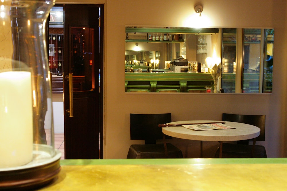 Hotel Albion 24/47