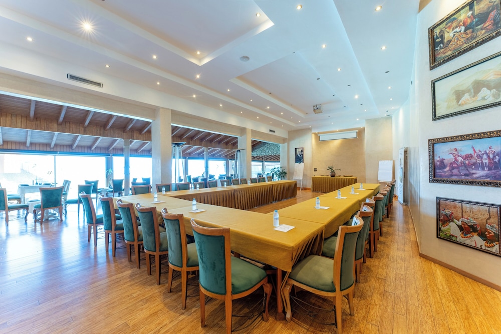 Chateau Eden el Rouh And Spa 52/64