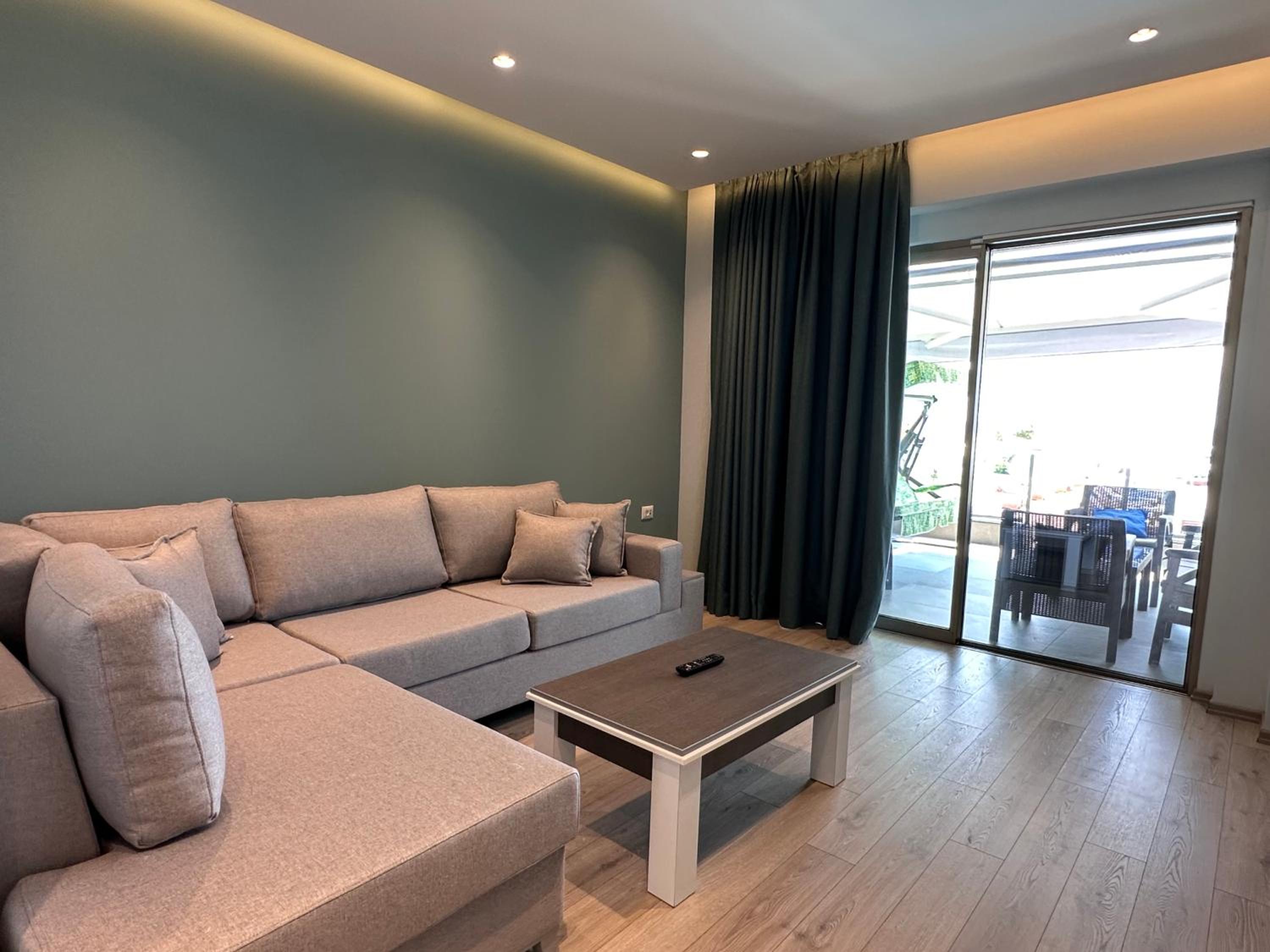 Sea Coast Resort 40/63
