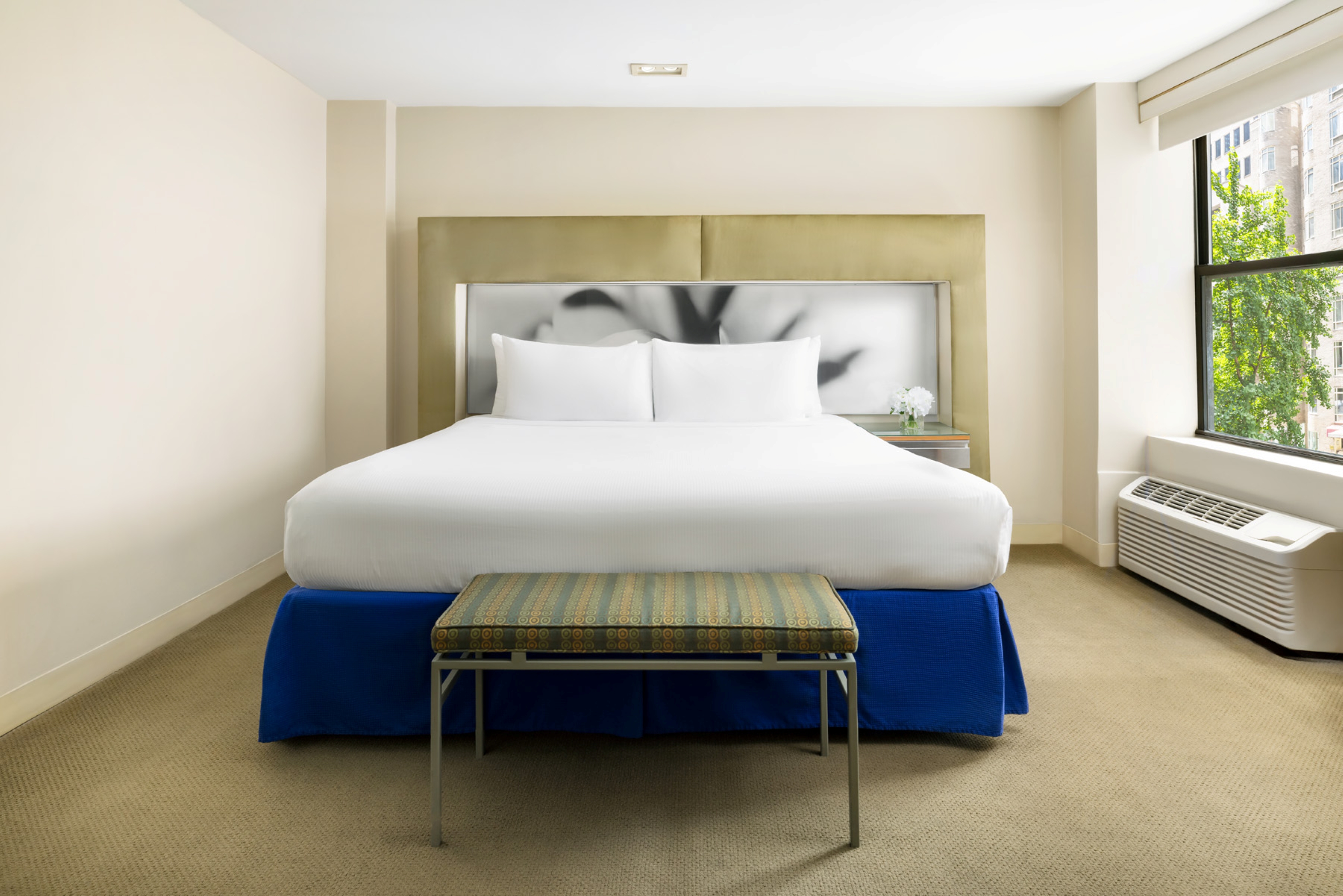 غرفة بسرير كينج، The Shoreham Hotel 2/4
