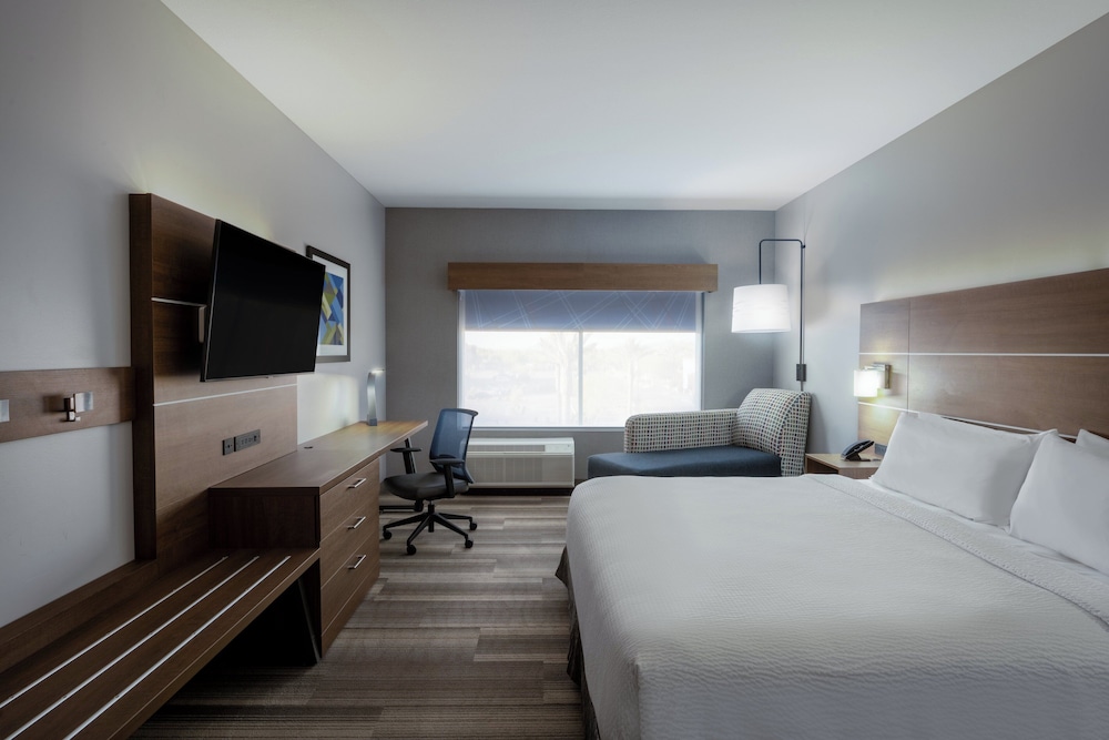 Standard, King Bed, Accessible