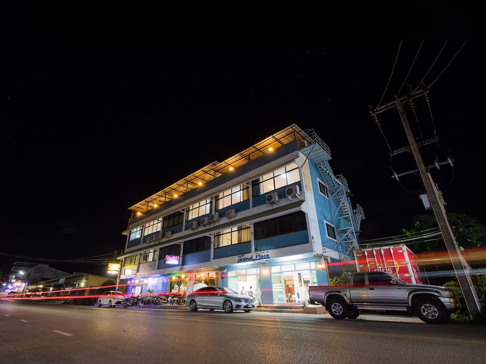 Krabi Grand Place Hotel photo5