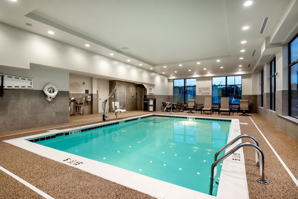 Hampton Inn Baltimore Bayview Campus 35/67