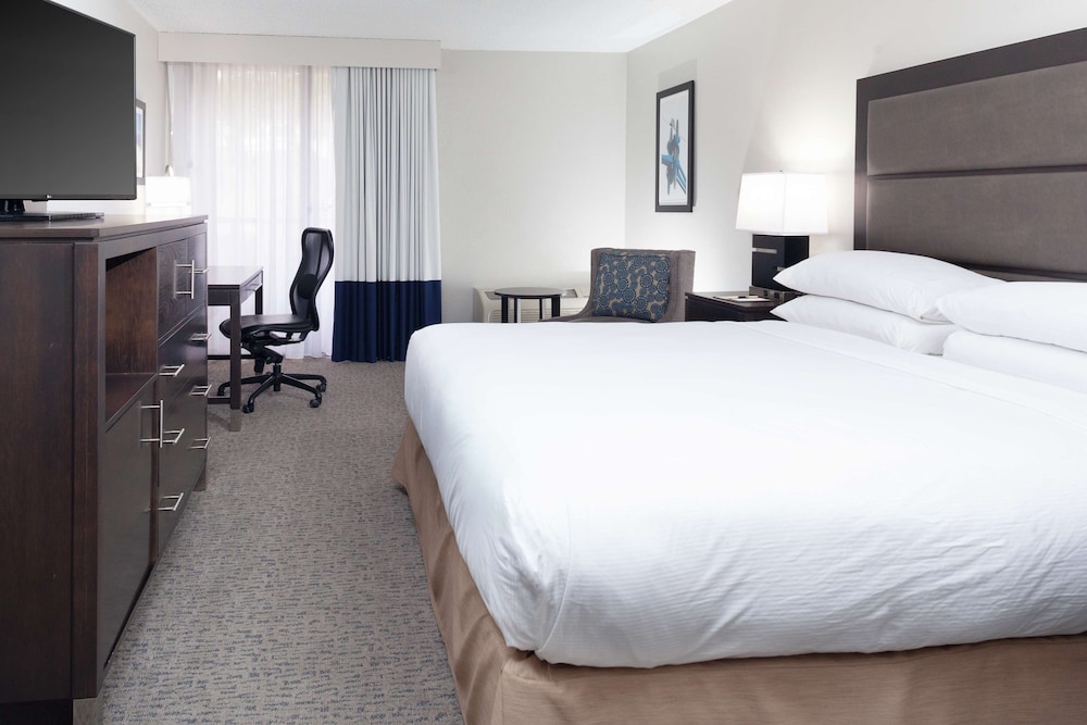 Doubletree By Hilton Hotel And Executive Meeting Center Palm Beach Gardens 14/56
