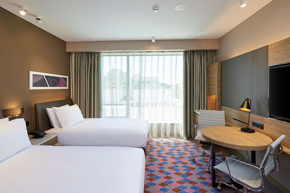 Doubletree By Hilton Perth Northbridge 18/65