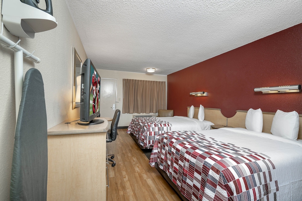 Red Roof Inn Detroit - Saint Clair Shores 14/22