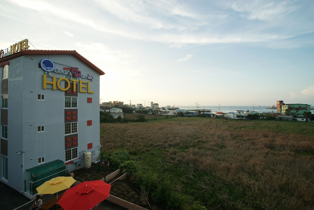 Jeju Ocean Family Hotel 3/75
