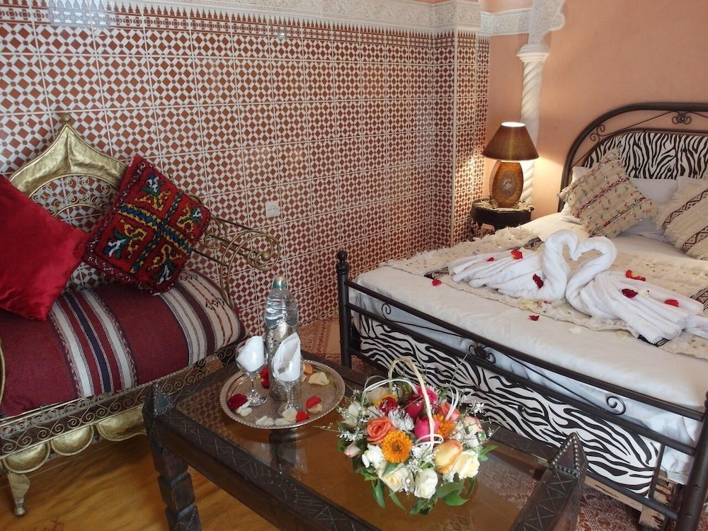 Riad Chennaoui 33/38