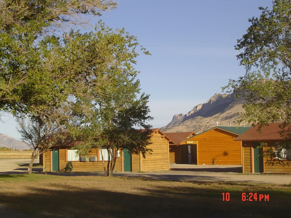 Yellowstone Valley Inn 4/50