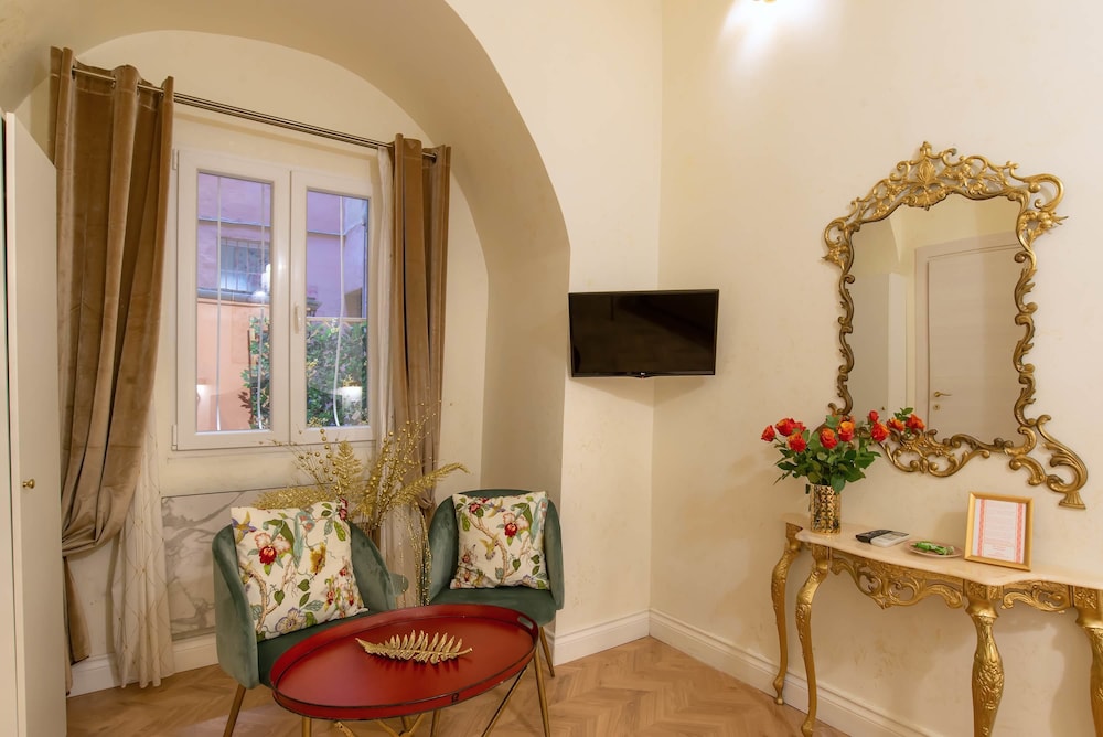 Ingrami Suites 44/72