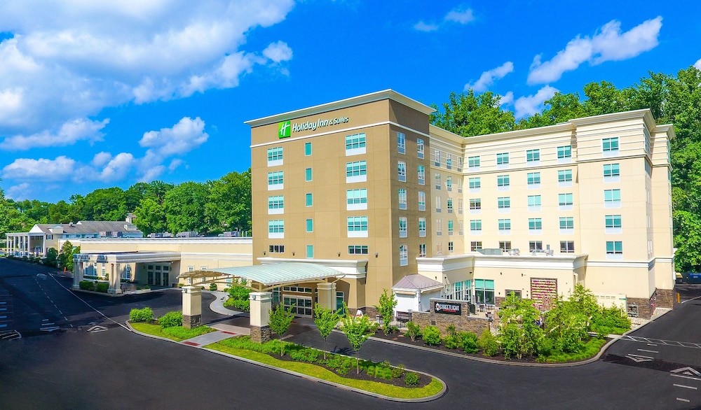 Holiday Inn And Suites Philadelphia W Drexel Hill 4/50