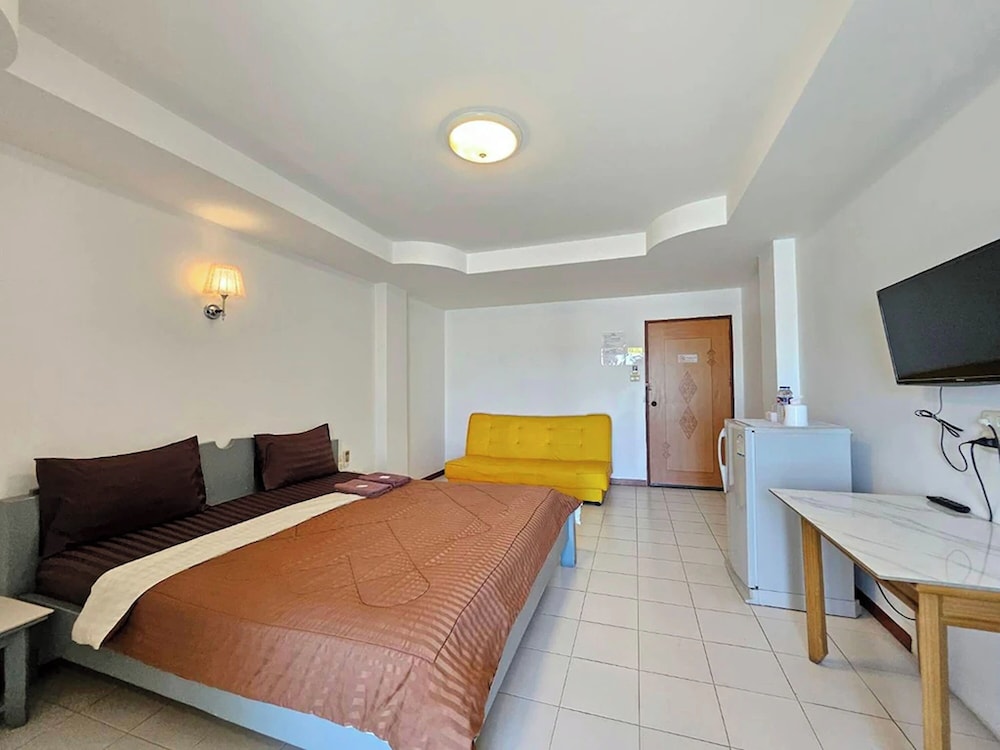 Bt Grand Condotel 25/64