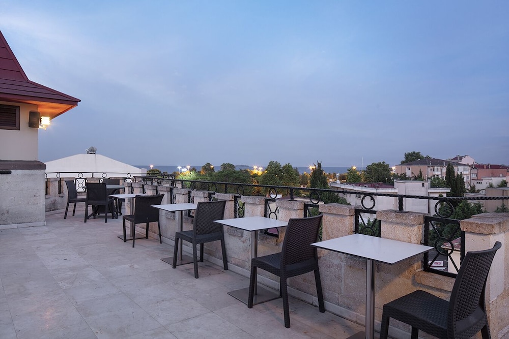 Chatto Boutique Hotel 34/39