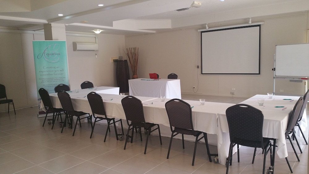Shingley Beach Resort 63/72