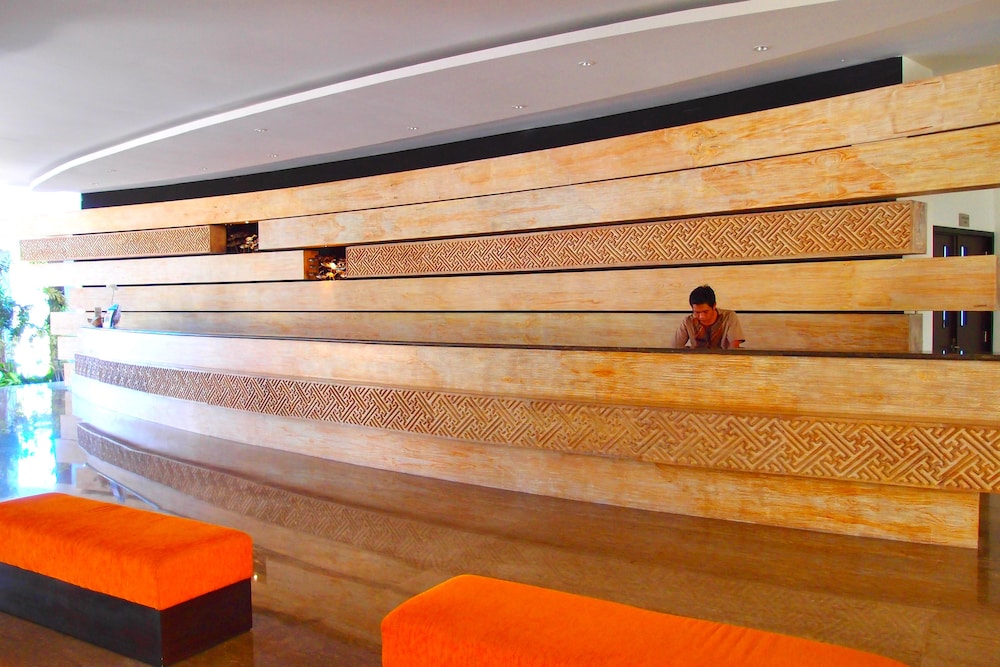 b Hotel Bali & Spa 11/73