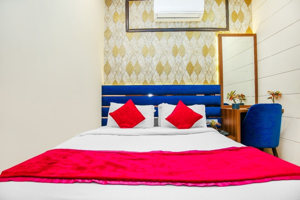 Hotel Karan Residency 9/50
