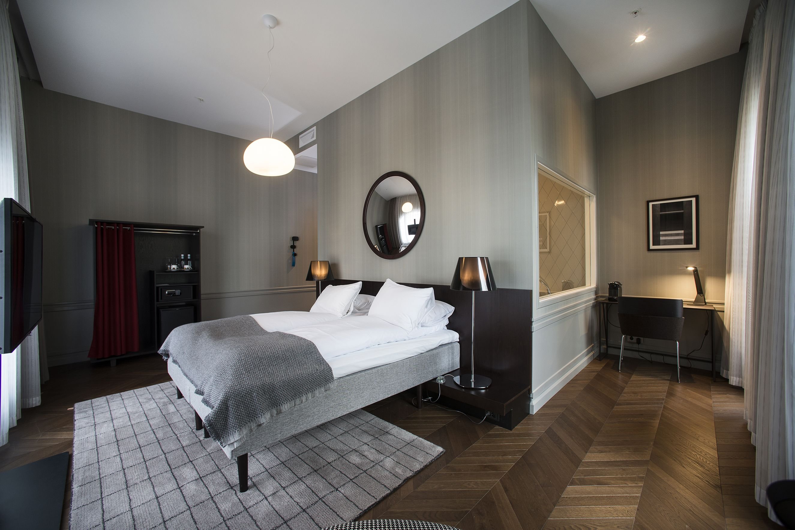 Junior Suite, City View