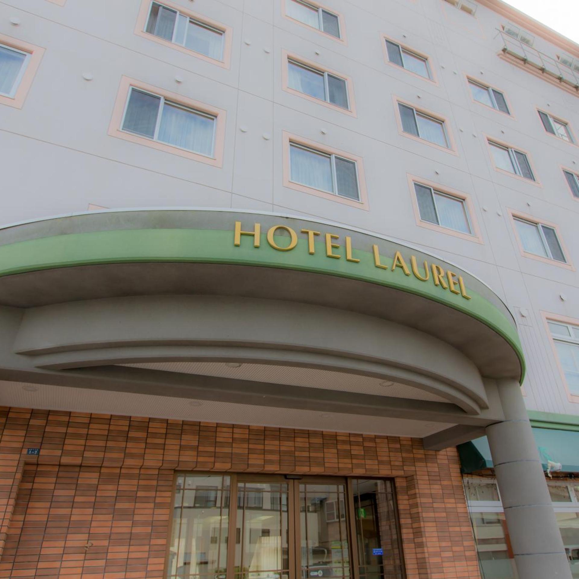 Hotel Laurel 3/58