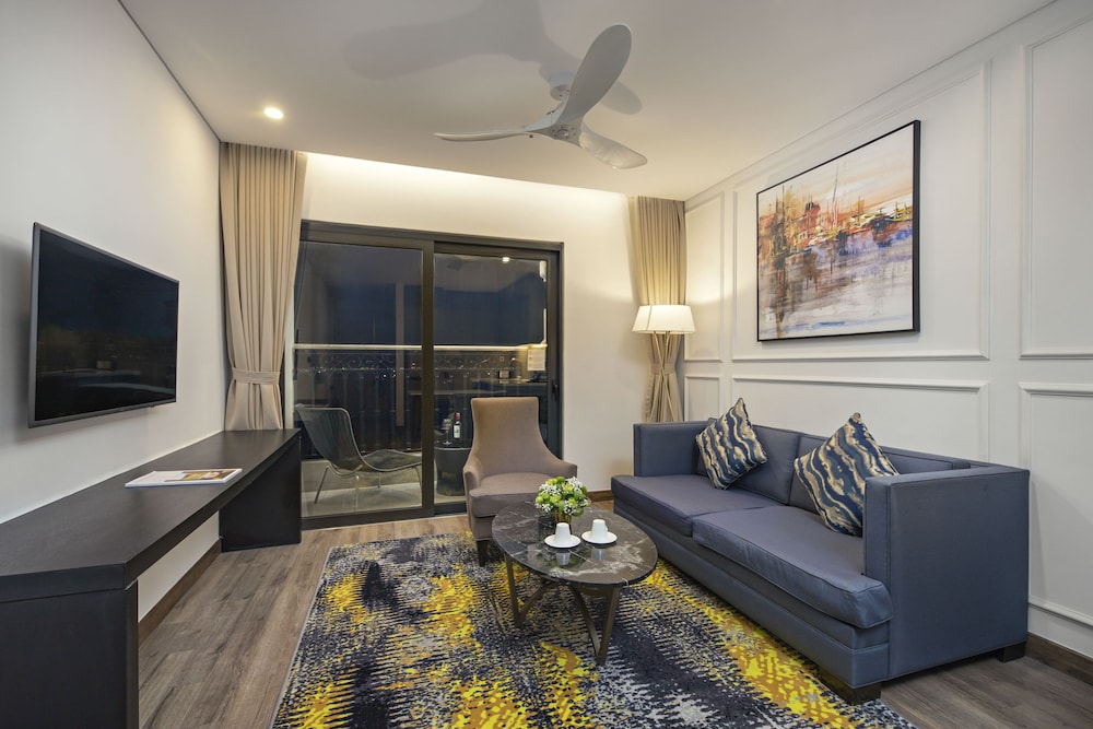 Wyndham Danang Golden Bay 27/50