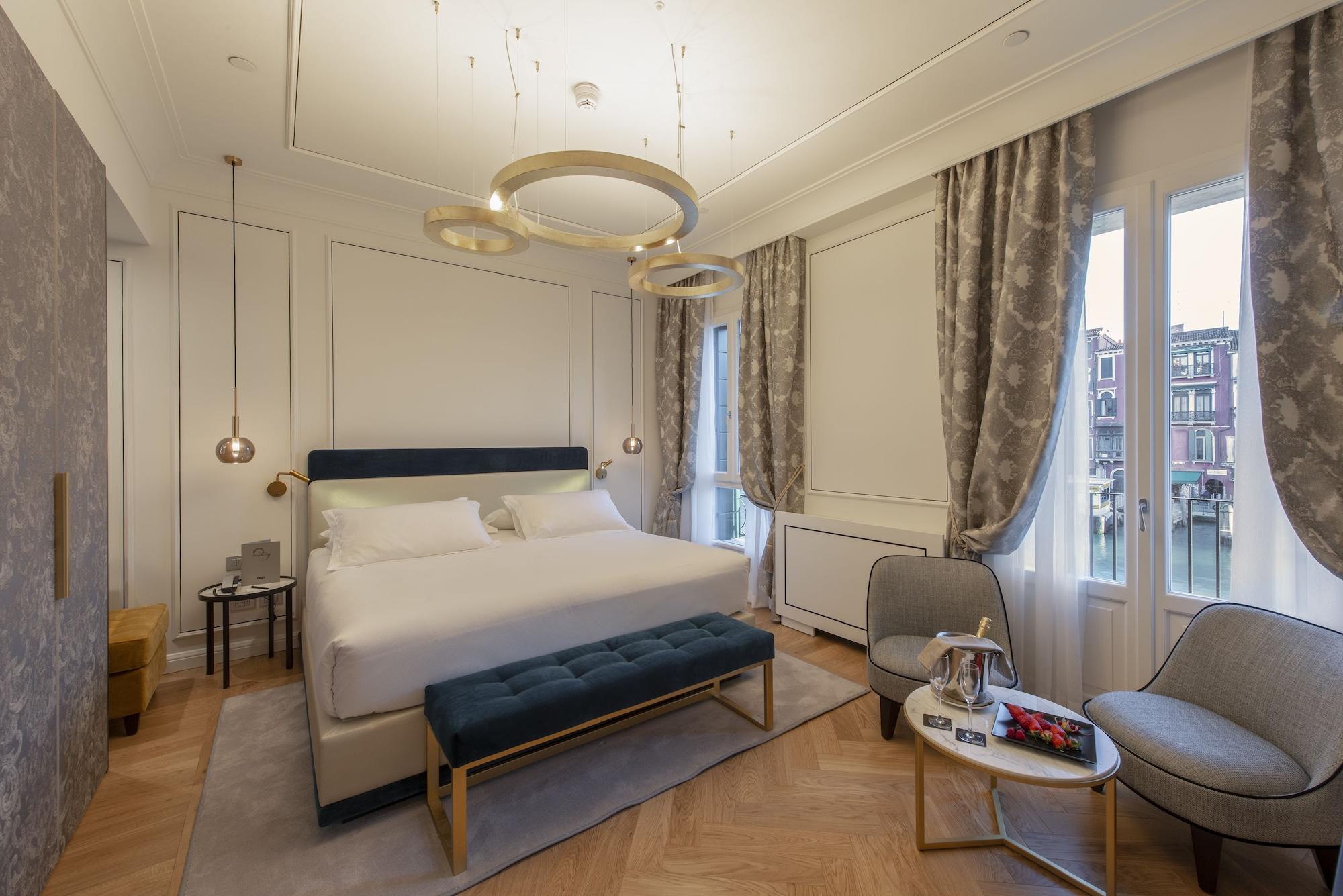 Grand, Canal, Suite