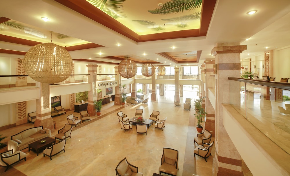 Olalani Resort and Condotel 35/69