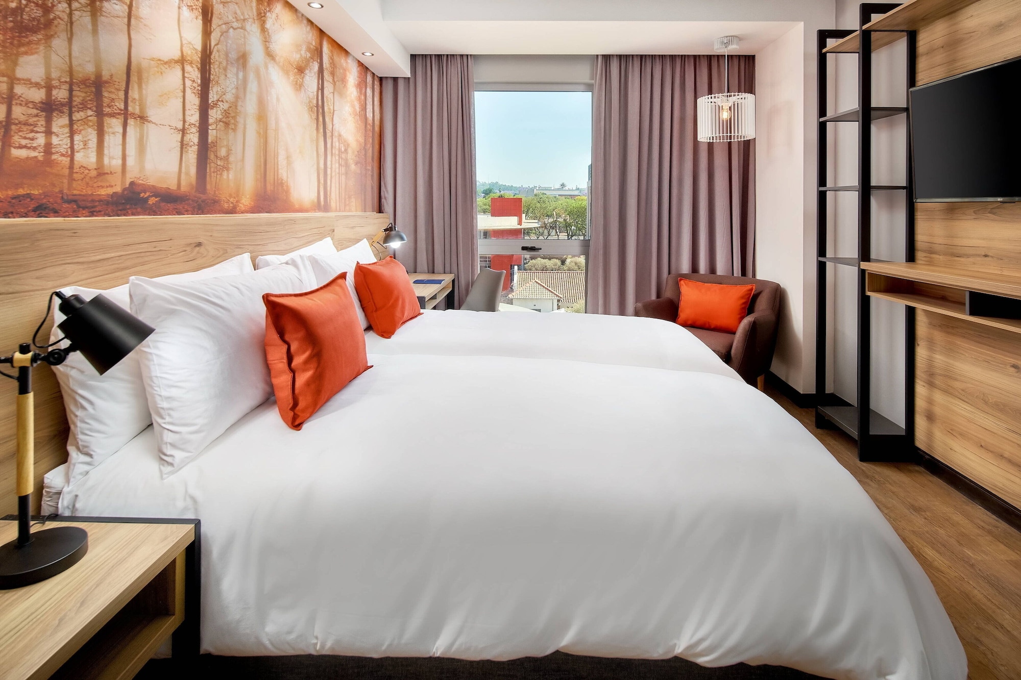 ROOM, TWIN BEDS, CITY VIEW