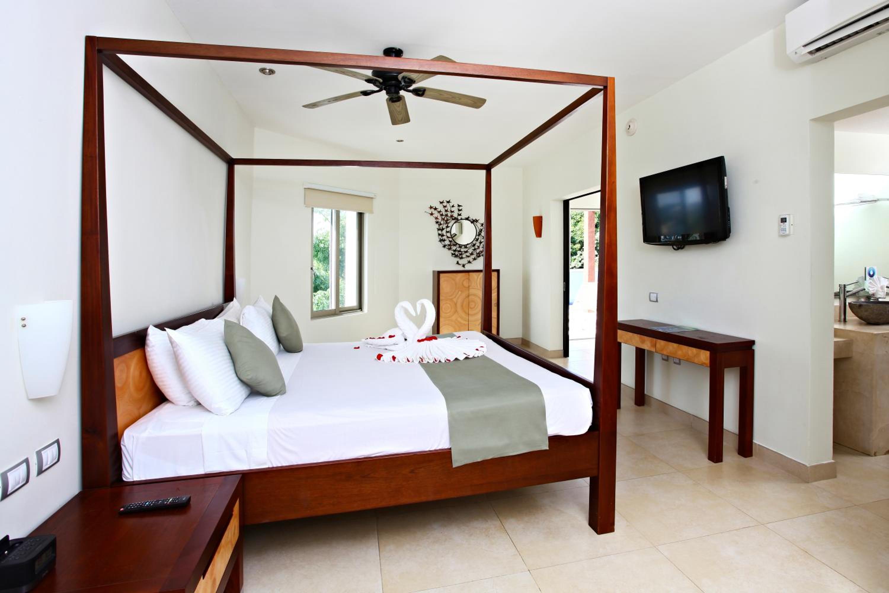 Select, Club, Penthouse, King Bed, Sofa, Adult Only