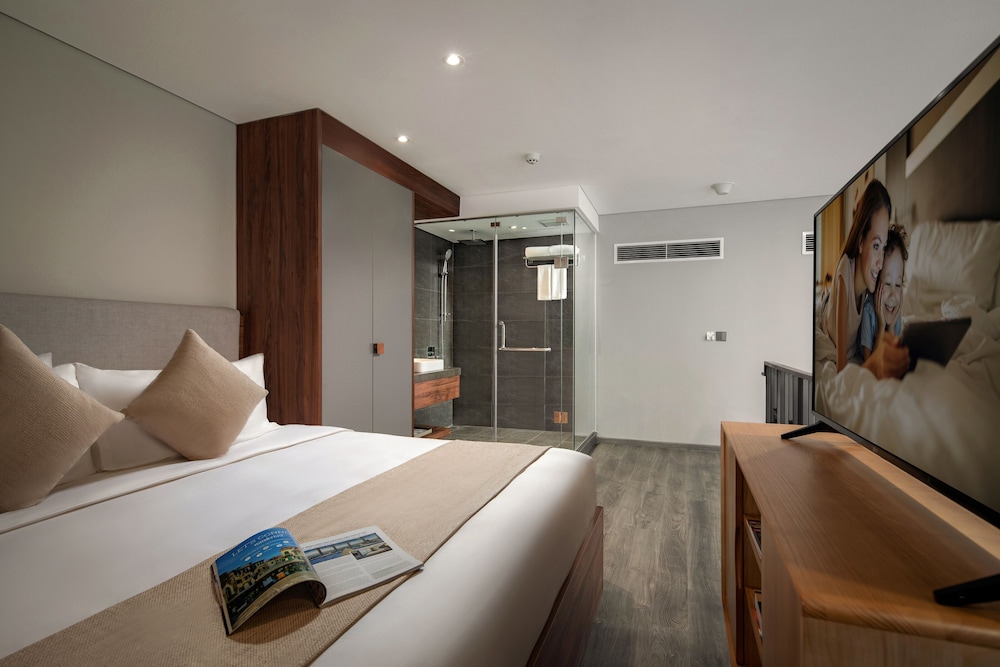 Pentstudio West Lake Hanoi 5/35