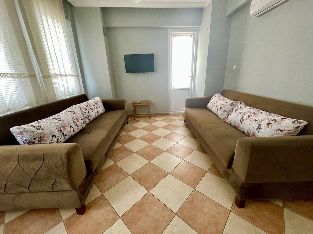 Mountain Valley Apart Hotel & Villas 32/50