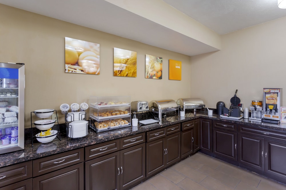Comfort Inn & Suites Woods Cross - Salt Lake City North 38/43