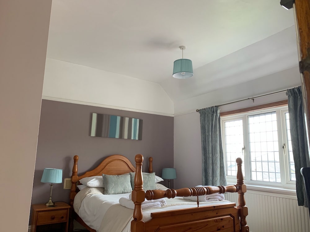 Burleigh House - Guest house 38/60