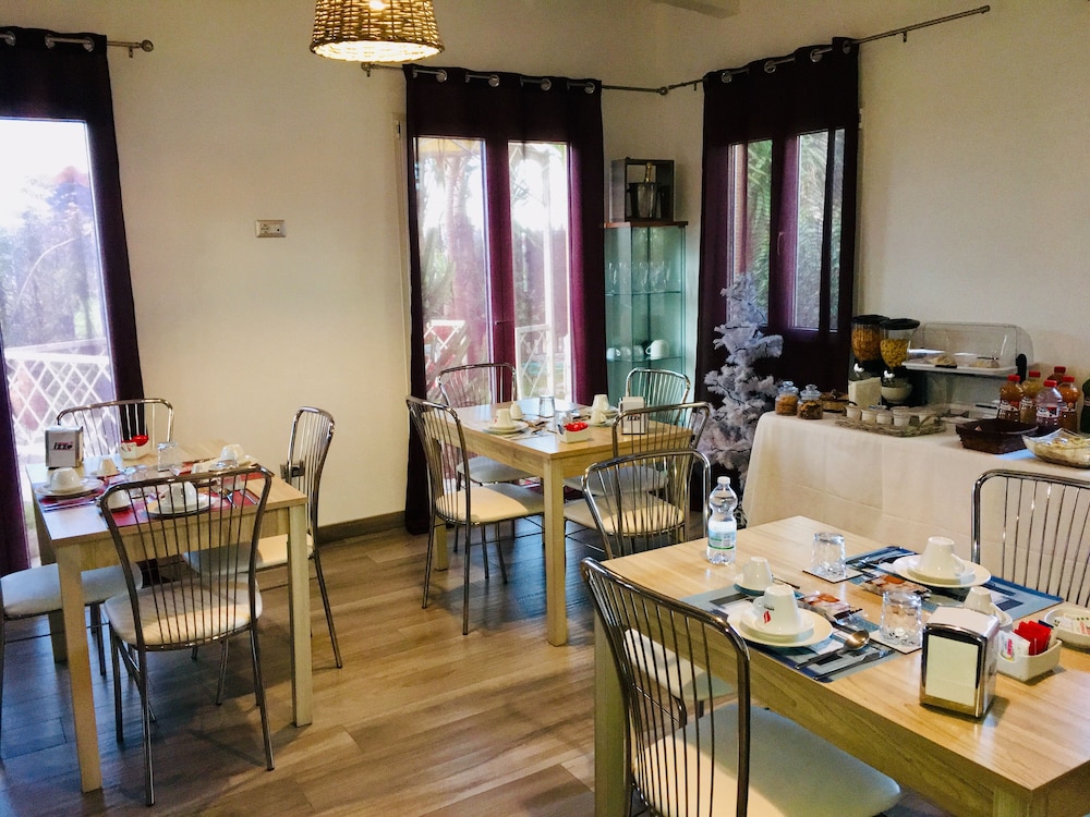 Beatrice Home B&B 34/47